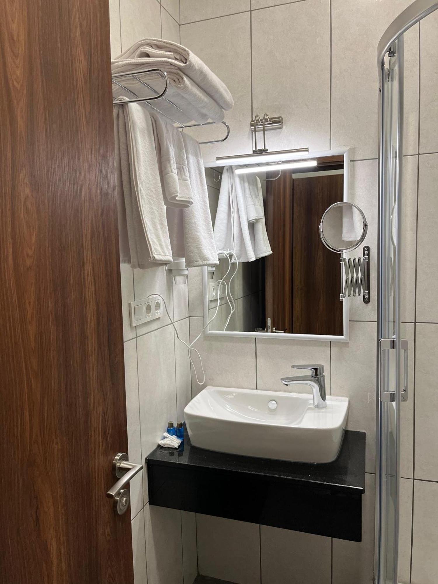 Andi Hotel اسطنبول المظهر الخارجي الصورة